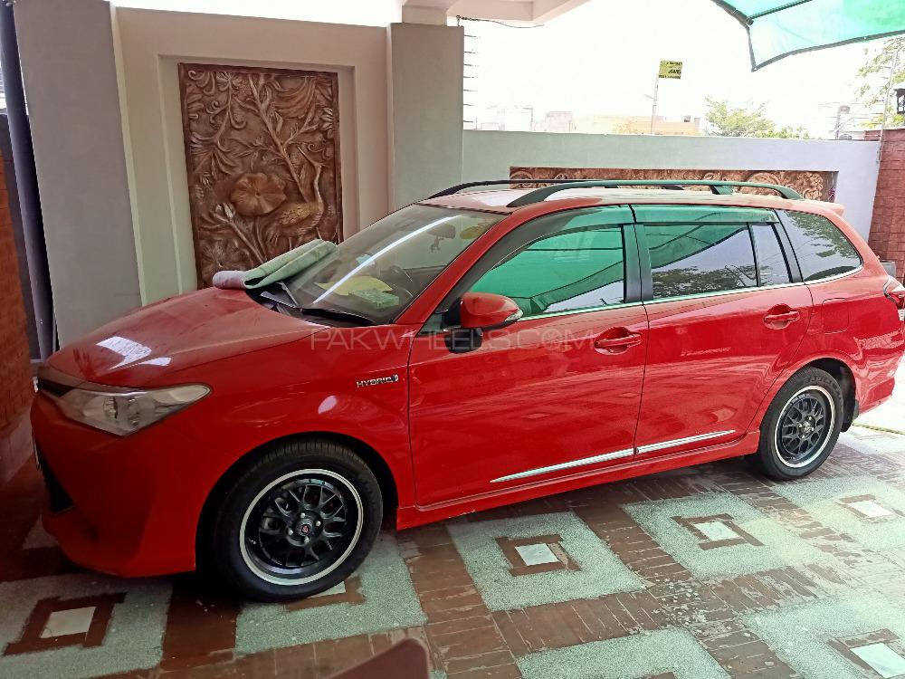 Toyota Corolla Fielder 2015 for Sale in Lahore Toyota Corolla Fielder 2015 for Sale in Lahore Image-2