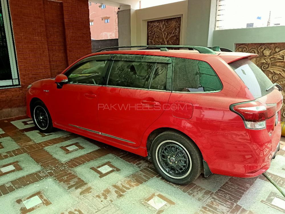 Toyota Corolla Fielder 2015 for Sale in Lahore Toyota Corolla Fielder 2015 for Sale in Lahore Image-4