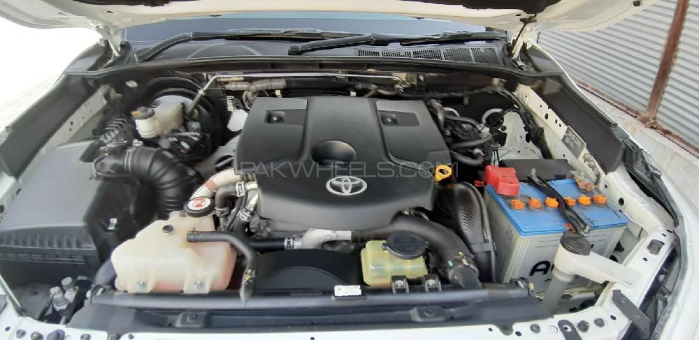 Toyota Hilux 2018 for Sale in Peshawar Toyota Hilux 2018 for Sale in Peshawar Image-5