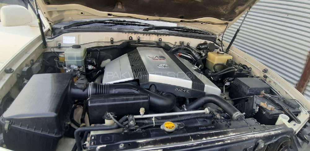 Toyota Land Cruiser 2003 for Sale in Peshawar Toyota Land Cruiser 2003 for Sale in Peshawar Image-9