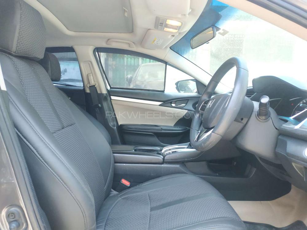 Honda Civic 2017 for Sale in Islamabad Honda Civic 2017 for Sale in Islamabad Image-6