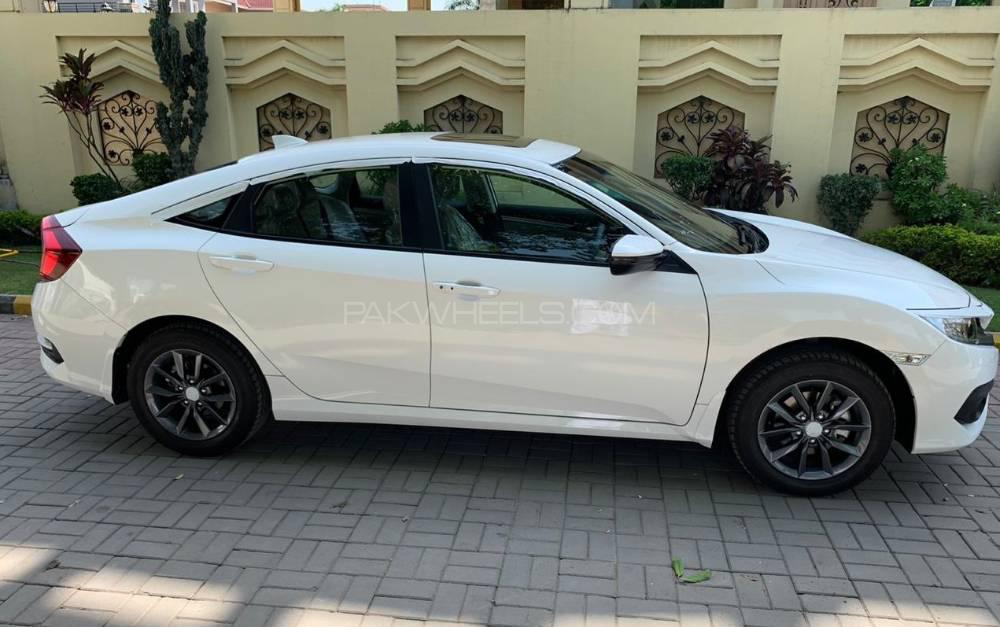 Honda Civic 2020 for Sale in Islamabad Honda Civic 2020 for Sale in Islamabad Image-4