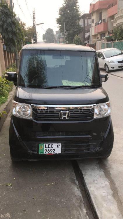 Honda N Box 2017 for Sale in Lahore Image-1