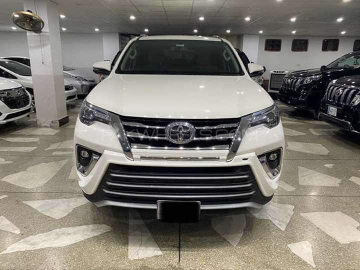 Toyota Fortuner 2018 for Sale in Rawalpindi Toyota Fortuner 2018 for Sale in Rawalpindi Image-3