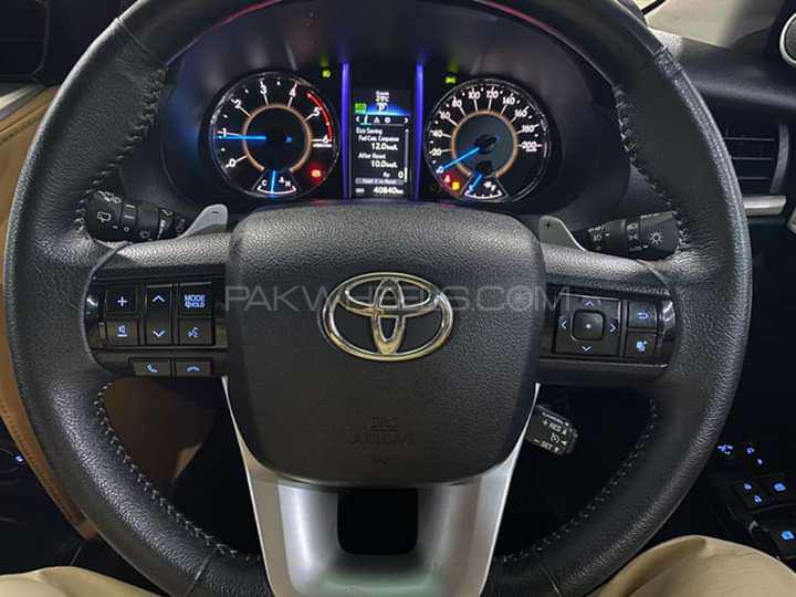 Toyota Fortuner 2018 for Sale in Rawalpindi Toyota Fortuner 2018 for Sale in Rawalpindi Image-10