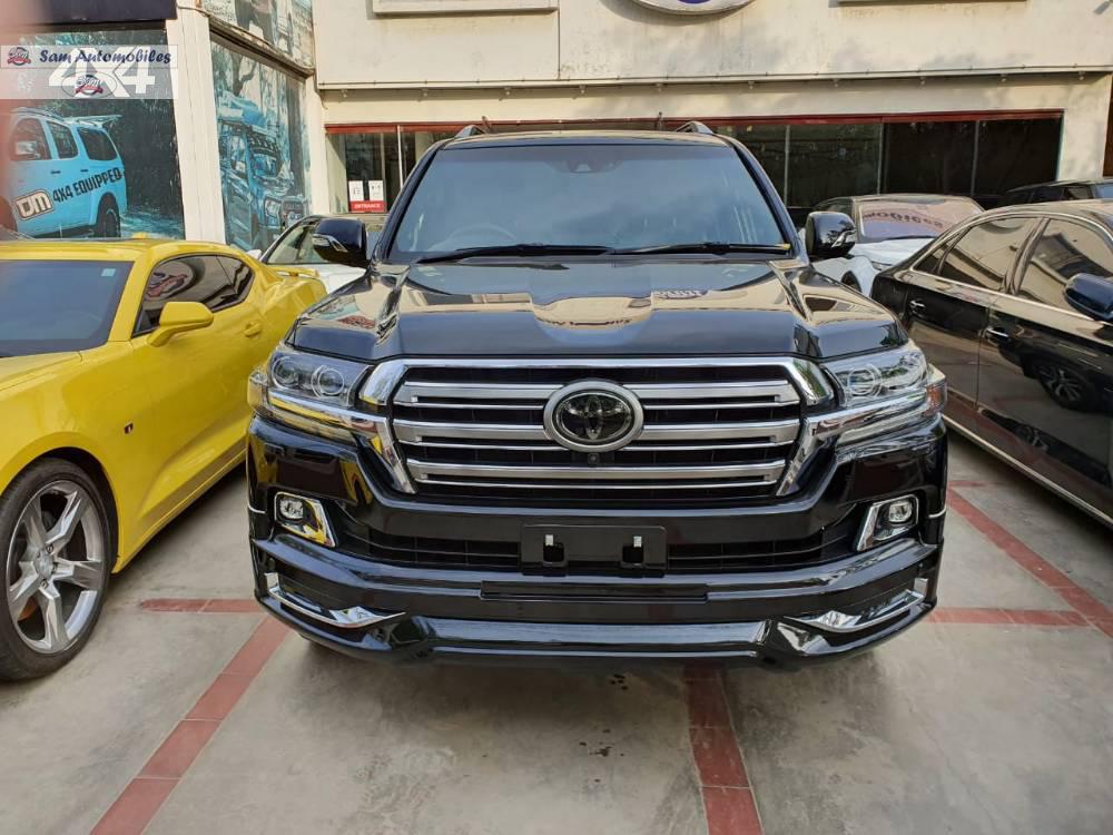 Toyota Land Cruiser 2017 for Sale in Karachi Image-1