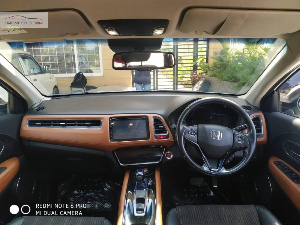 Honda Vezel 2016 for Sale in Islamabad Honda Vezel 2016 for Sale in Islamabad Image-4