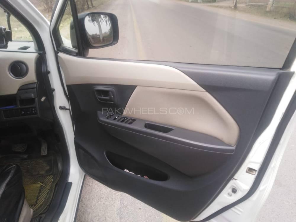 Suzuki Wagon R 2014 for Sale in Islamabad Suzuki Wagon R 2014 for Sale in Islamabad Image-5