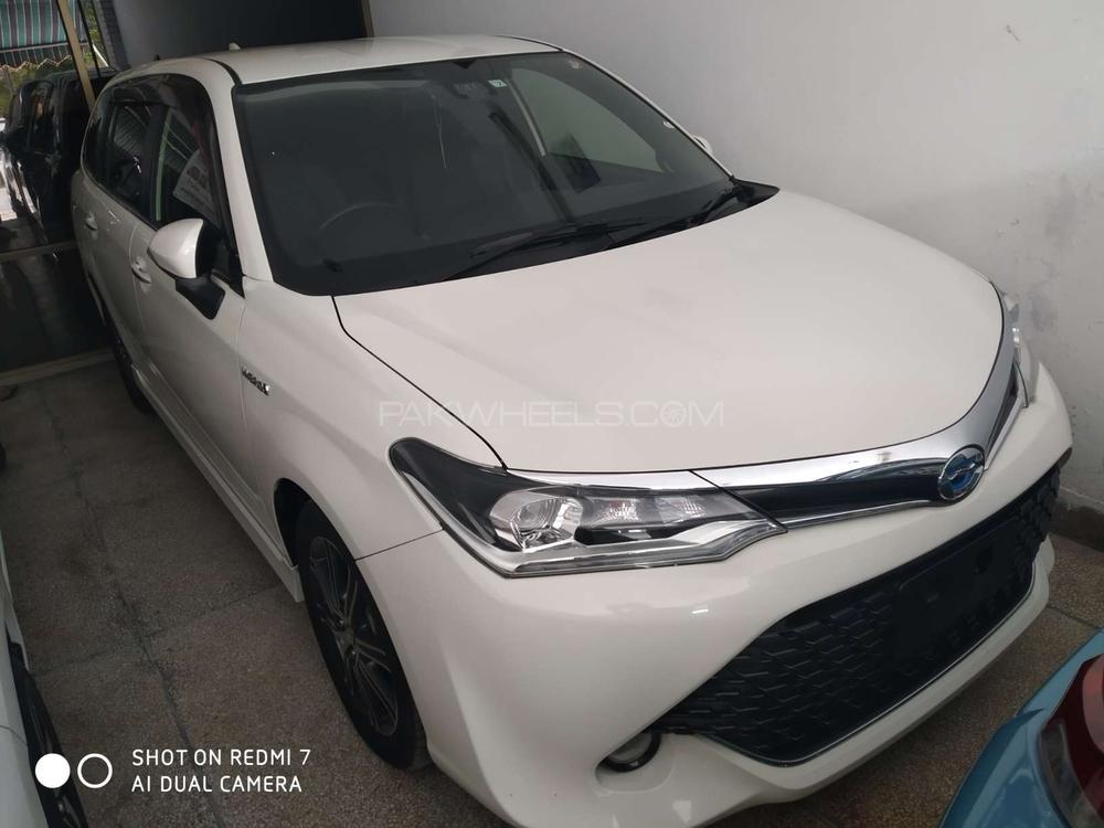 Toyota Corolla Fielder 2016 for Sale in Lahore Image-1