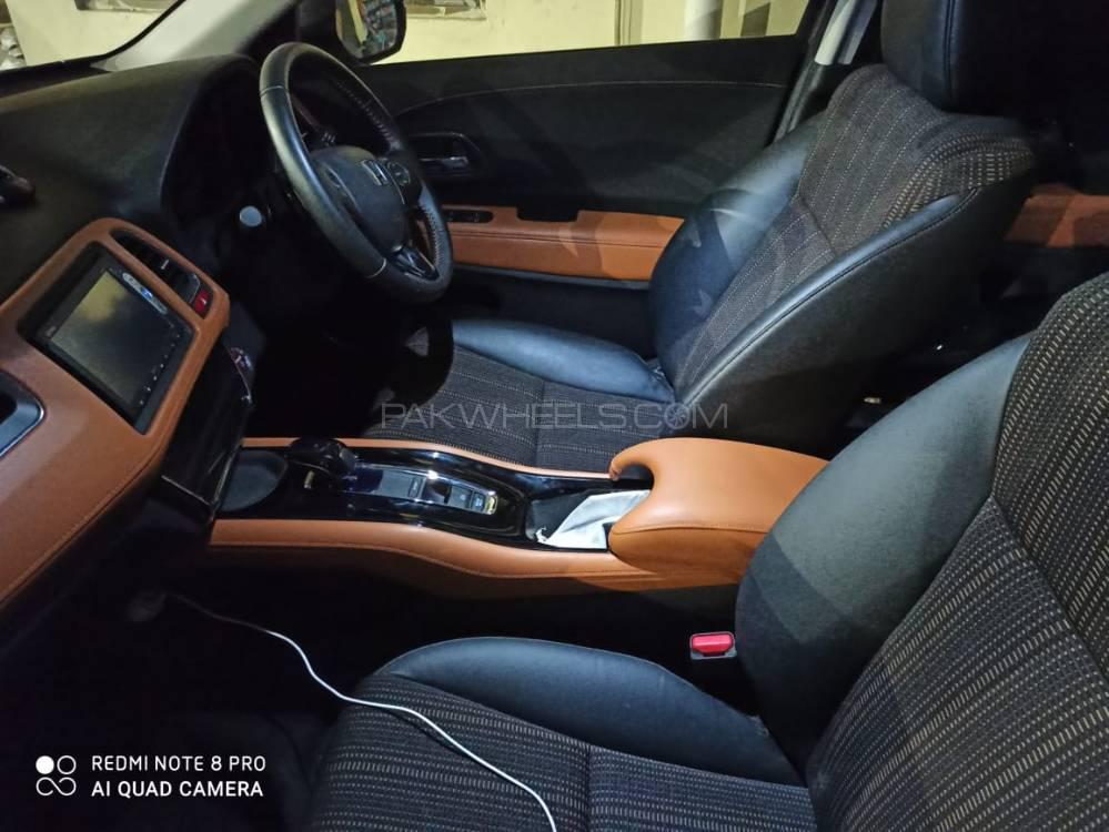 Honda Vezel 2014 for Sale in Islamabad Honda Vezel 2014 for Sale in Islamabad Image-7