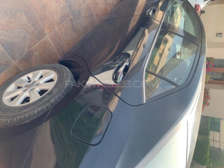 Toyota Corolla 2015 for Sale in Karachi Toyota Corolla 2015 for Sale in Karachi Image-5