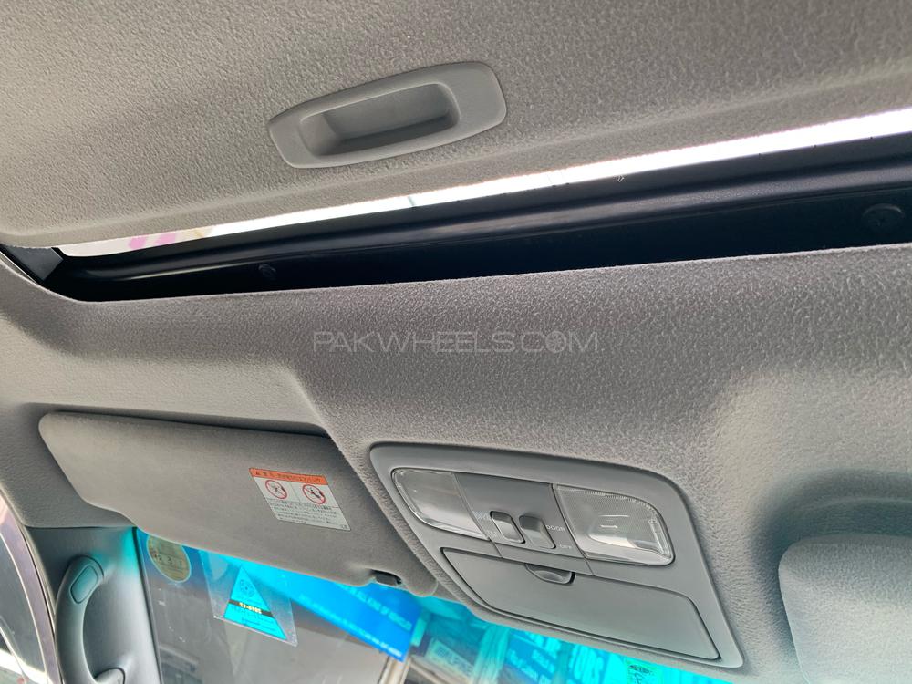 Toyota Prado 2004 for Sale in Lahore Toyota Prado 2004 for Sale in Lahore Image-17