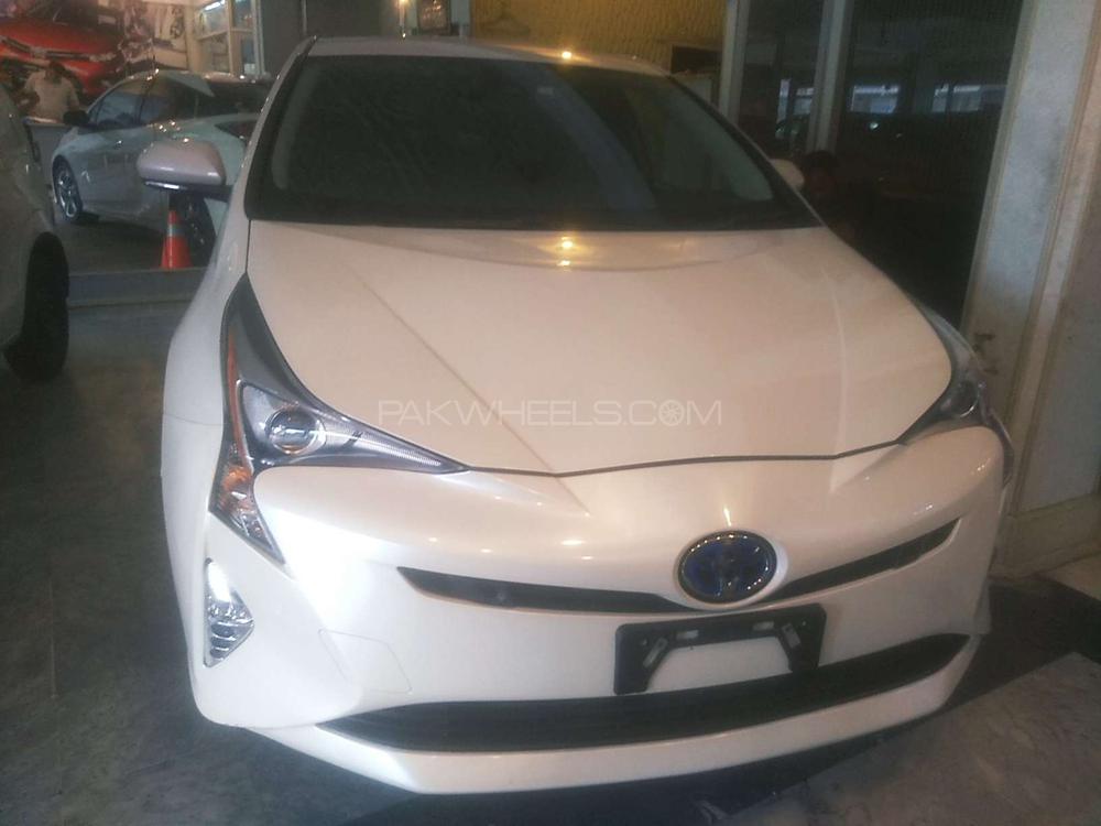 Toyota Prius 2016 for Sale in Rawalpindi Toyota Prius 2016 for Sale in Rawalpindi Image-2