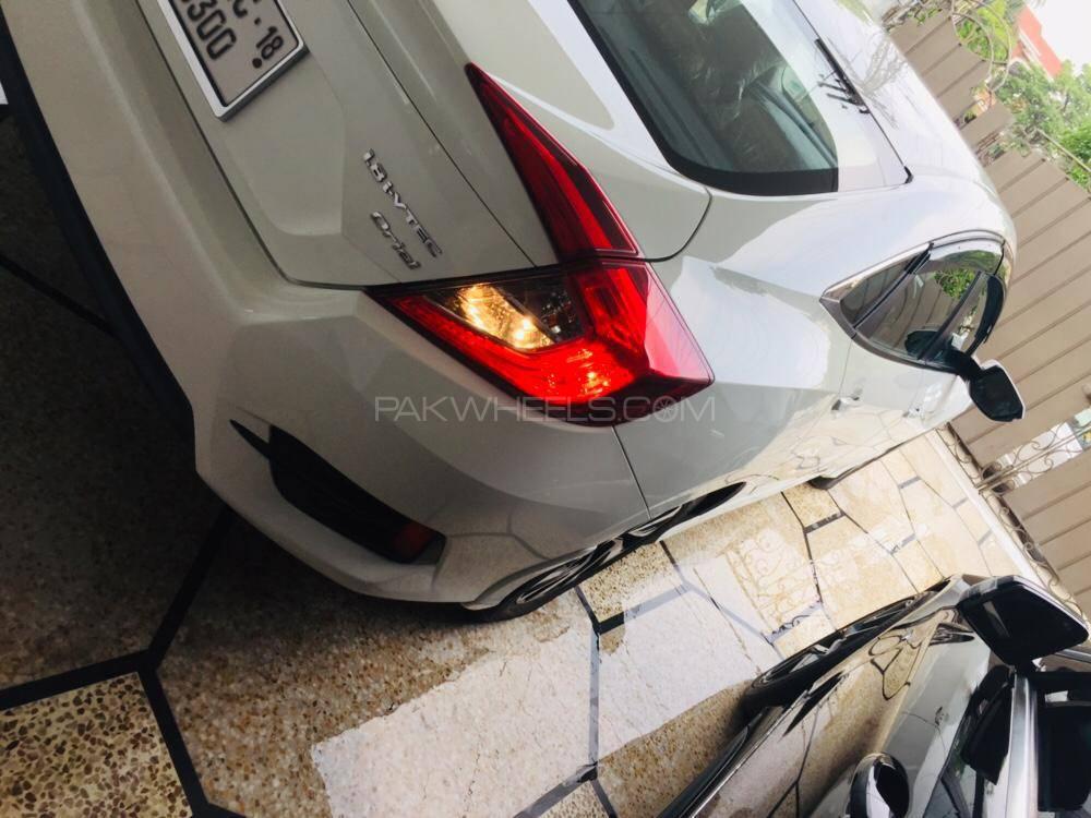 Honda Civic 2018 for Sale in Lahore Honda Civic 2018 for Sale in Lahore Image-8