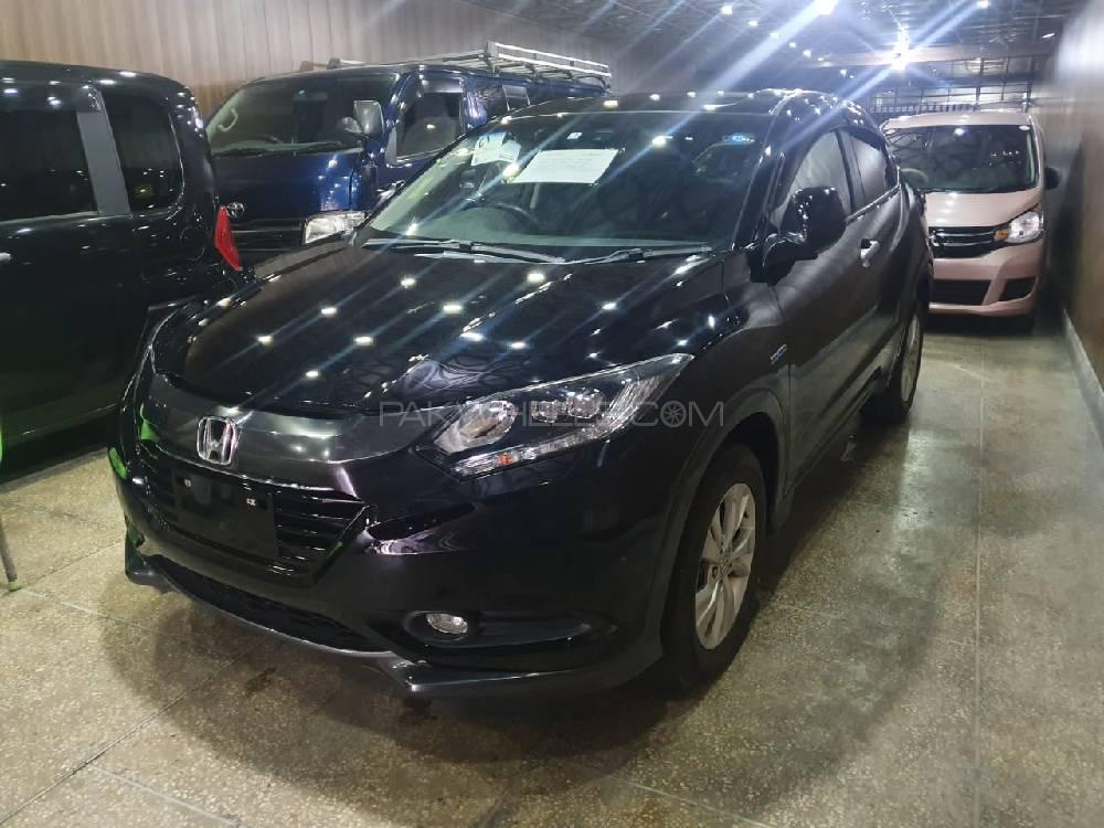 Honda Vezel 2015 for Sale in Lahore Honda Vezel 2015 for Sale in Lahore Image-5