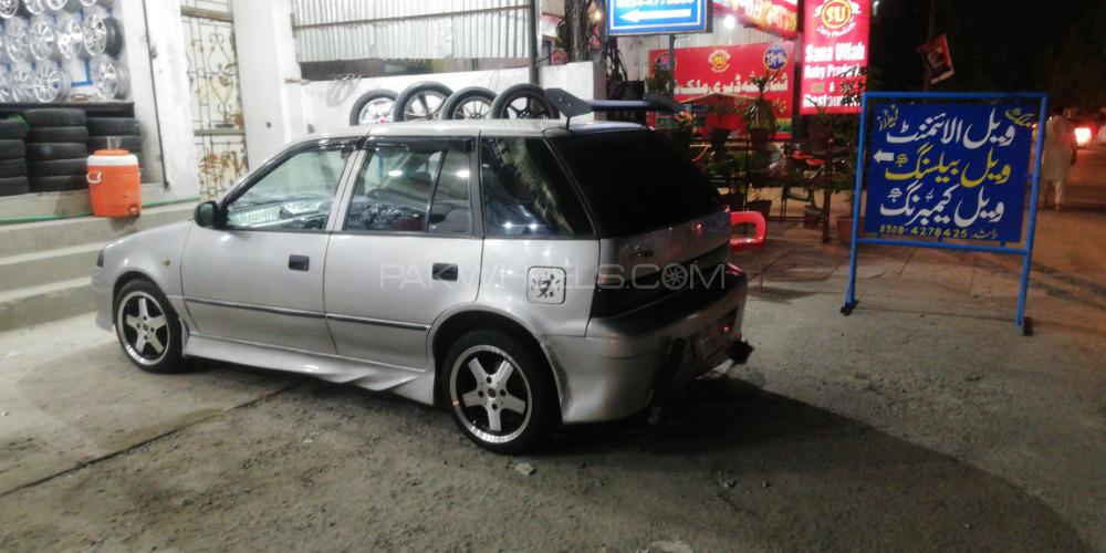 Suzuki Cultus - 2004  Suzuki Cultus - 2004  Image-2