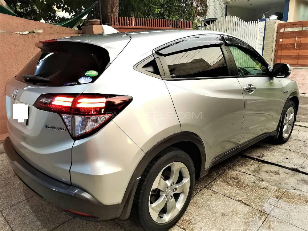 Honda vezel hybrid 2019