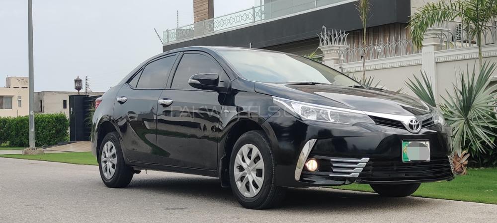 Toyota Corolla 2018 for Sale in Lahore Image-1