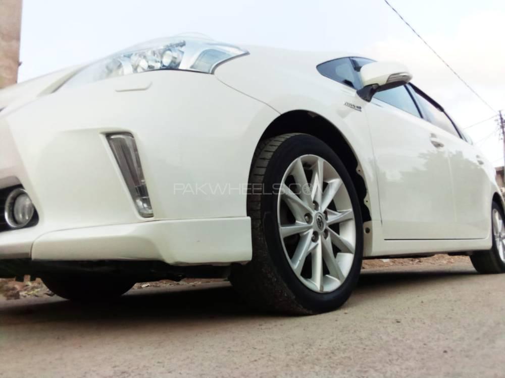 Toyota Prius 2012 for Sale in Karachi Toyota Prius 2012 for Sale in Karachi Image-3