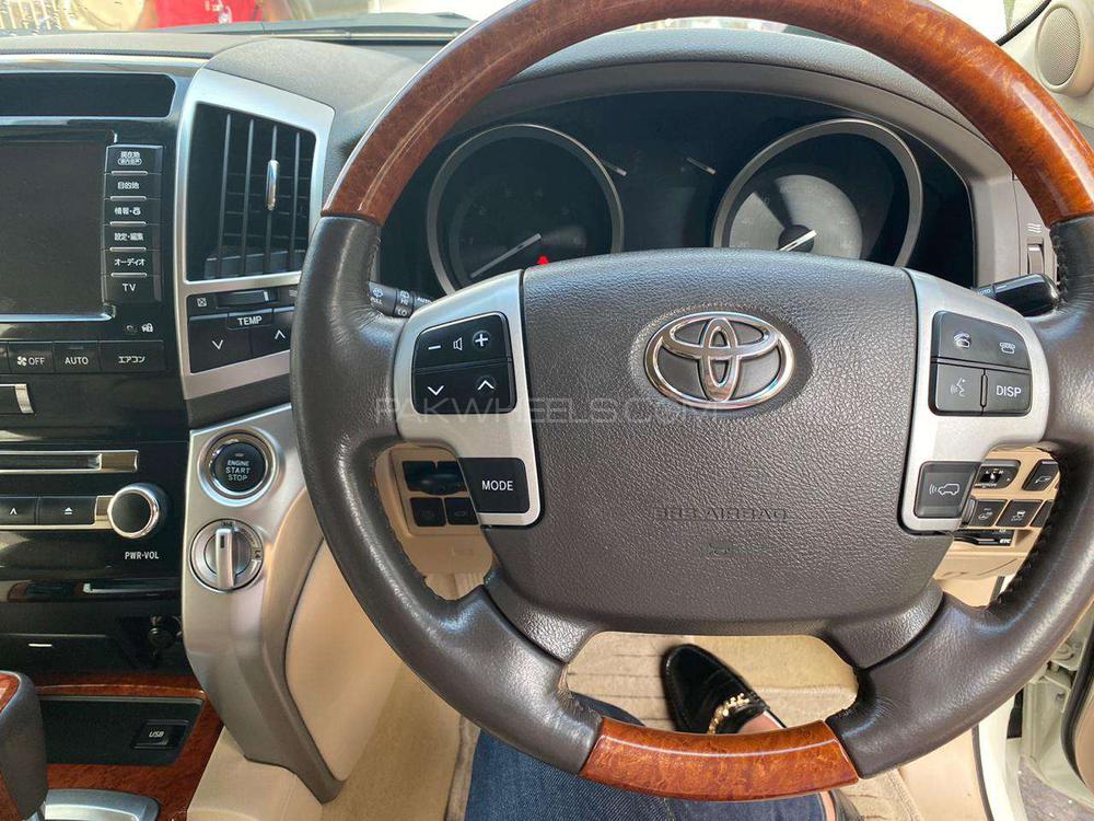 Toyota Land Cruiser 2014 for Sale in Gujranwala Toyota Land Cruiser 2014 for Sale in Gujranwala Image-21