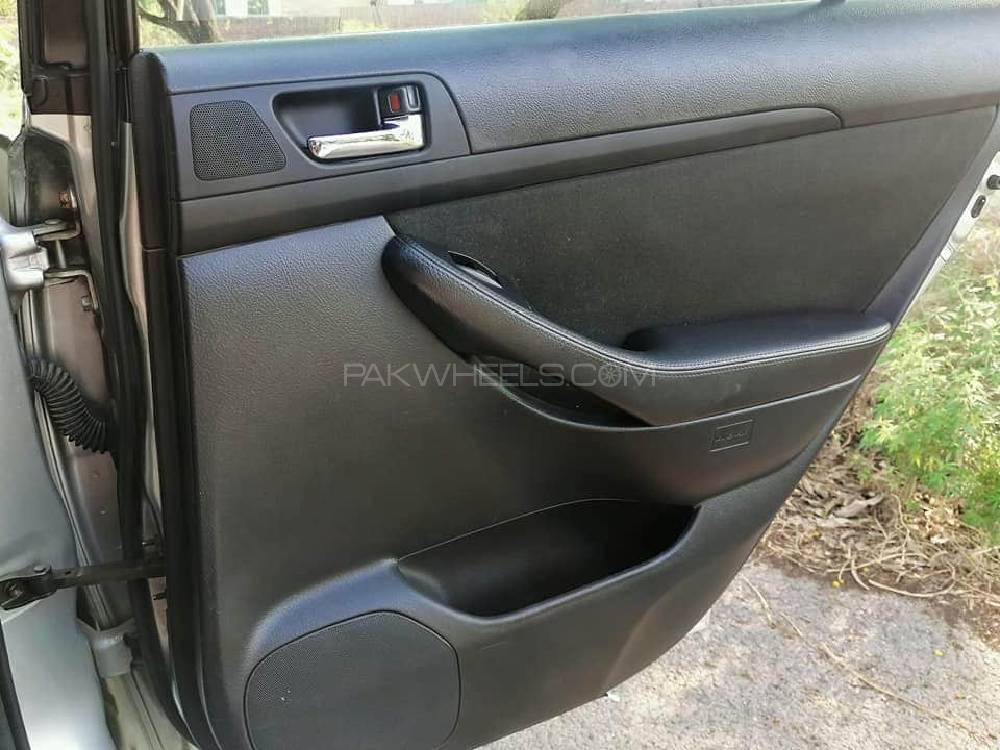 Toyota Avensis 2006 for Sale in Rawalpindi Toyota Avensis 2006 for Sale in Rawalpindi Image-15