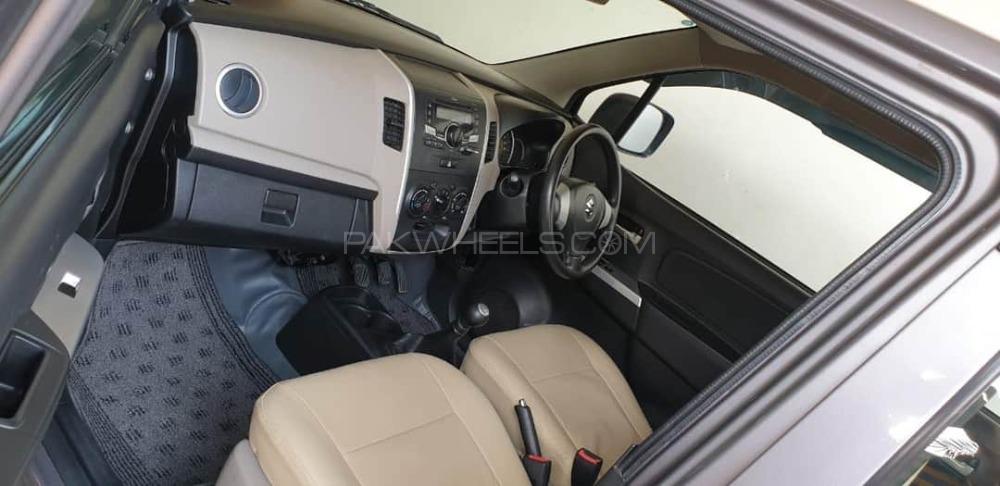 Suzuki Wagon R 2017 for Sale in Lahore Suzuki Wagon R 2017 for Sale in Lahore Image-3