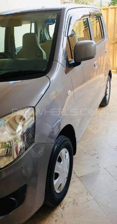 Suzuki Wagon R 2017 for Sale in Lahore Suzuki Wagon R 2017 for Sale in Lahore Image-5