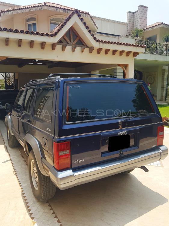 Jeep Cherokee 1996 for Sale in Islamabad Jeep Cherokee 1996 for Sale in Islamabad Image-5