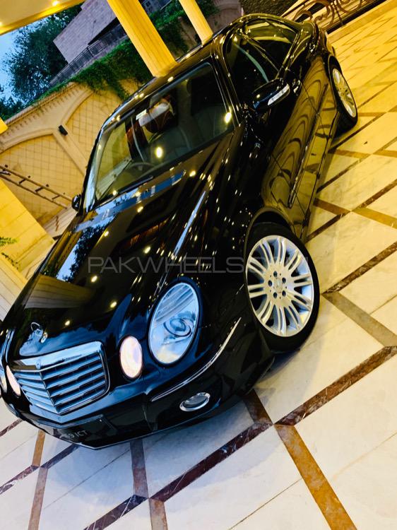 Mercedes Benz E Class - 2008  Mercedes Benz E Class - 2008  Image-2