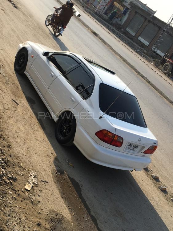 Honda Civic - 2000  Honda Civic - 2000  Image-3