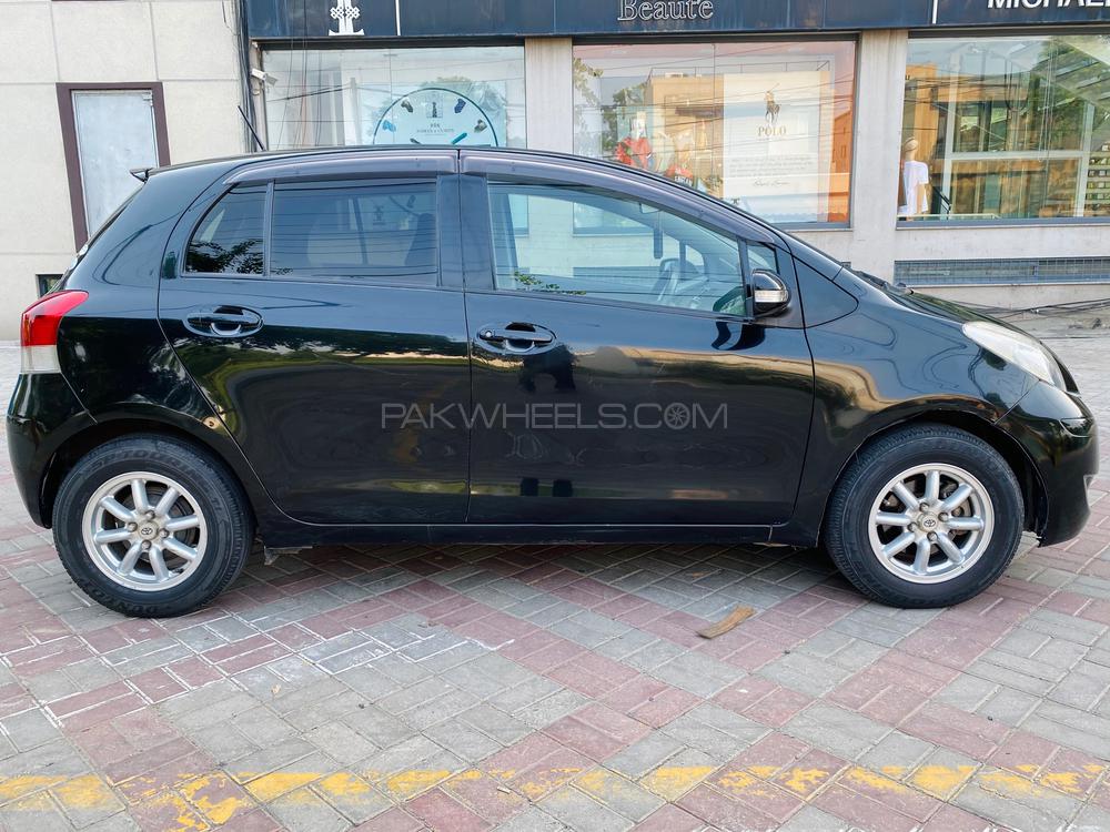 Toyota Vitz 2009 for Sale in Lahore Toyota Vitz 2009 for Sale in Lahore Image-8