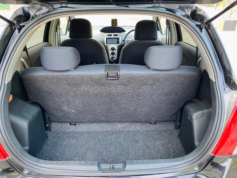 Toyota Vitz 2009 for Sale in Lahore Toyota Vitz 2009 for Sale in Lahore Image-18