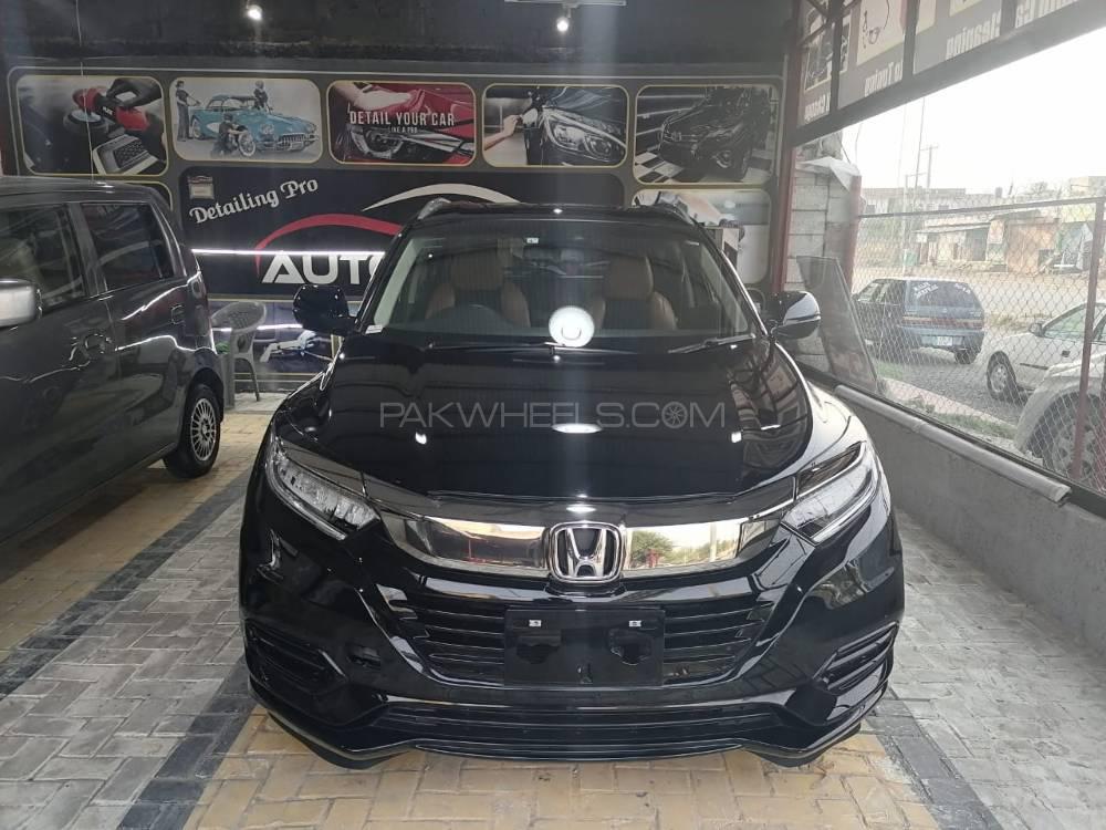 Honda Vezel 2020 for Sale in Lahore Image-1