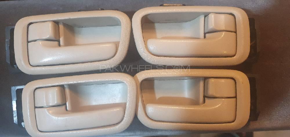 land cruiser 2003 interior handles with covers Image-1