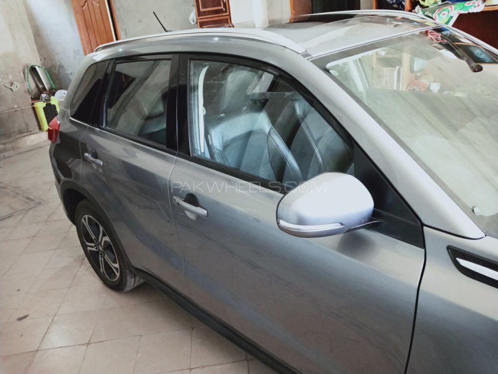 Suzuki Vitara 2017 for Sale in Rahim Yar Khan Suzuki Vitara 2017 for Sale in Rahim Yar Khan Image-7