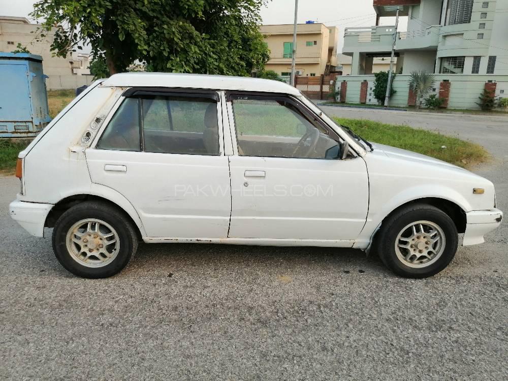 Daihatsu Charade 1984 for Sale in Gujranwala Daihatsu Charade 1984 for Sale in Gujranwala Image-2