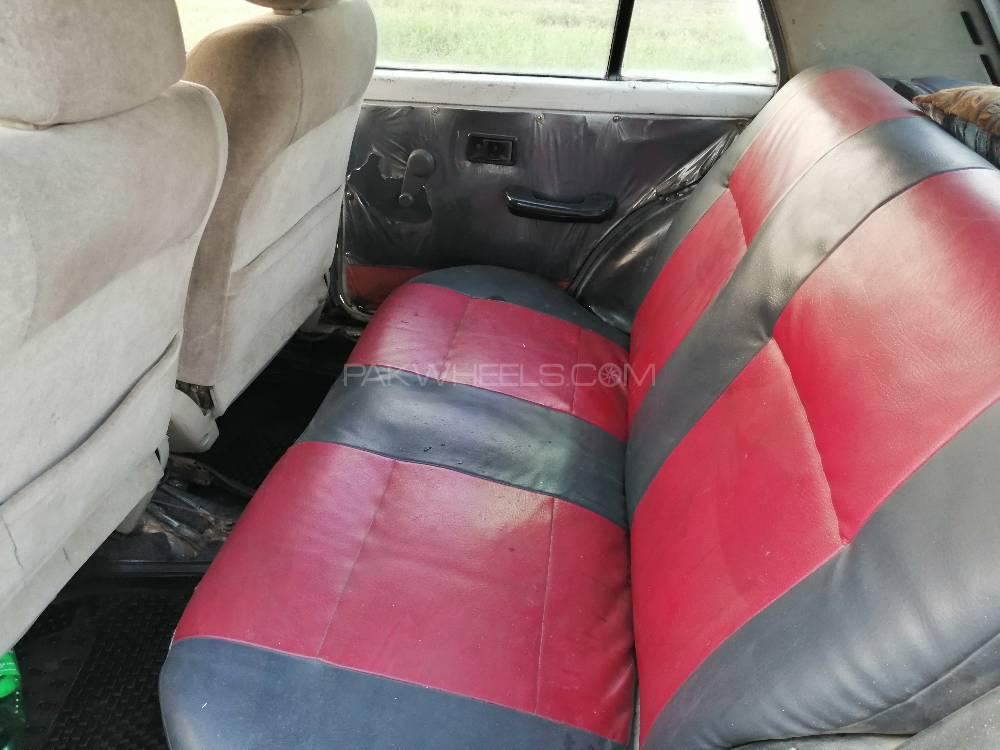 Daihatsu Charade 1984 for Sale in Gujranwala Daihatsu Charade 1984 for Sale in Gujranwala Image-5