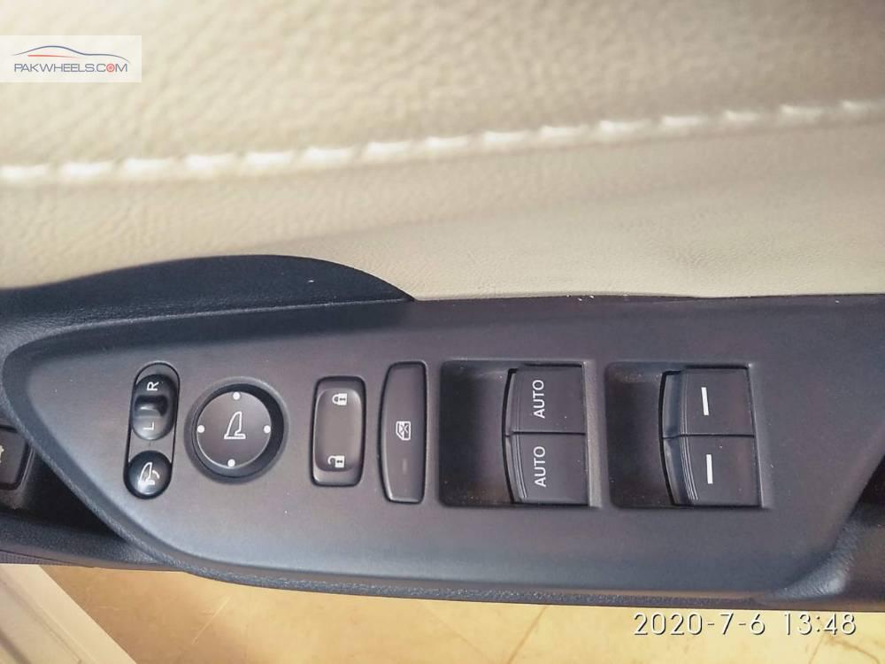 Honda Civic 2018 for Sale in Islamabad Honda Civic 2018 for Sale in Islamabad Image-12