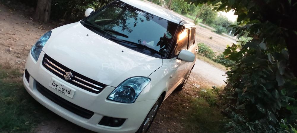 Suzuki Swift 2010 for Sale in Peshawar Image-1