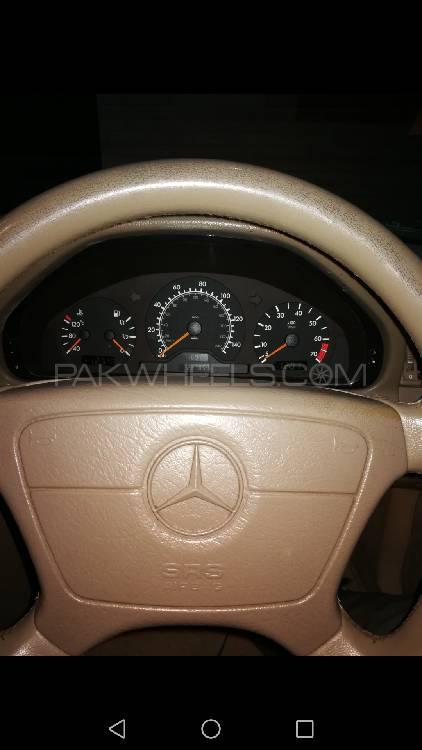 مرسڈیز بینز سی کلاس 1997 for Sale in پشاور مرسڈیز بینز سی کلاس 1997 for Sale in پشاور Image-3