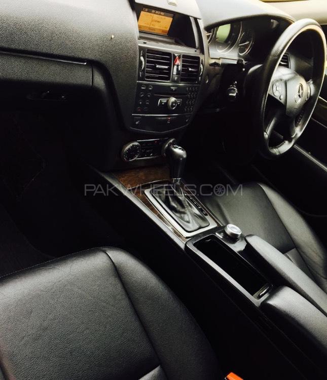 Mercedes Benz C Class 2008 for Sale in Gujrat Mercedes Benz C Class 2008 for Sale in Gujrat Image-3