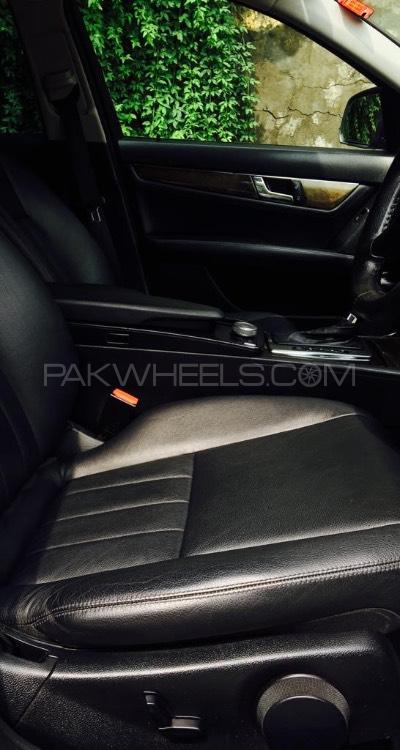 Mercedes Benz C Class 2008 for Sale in Gujrat Mercedes Benz C Class 2008 for Sale in Gujrat Image-13