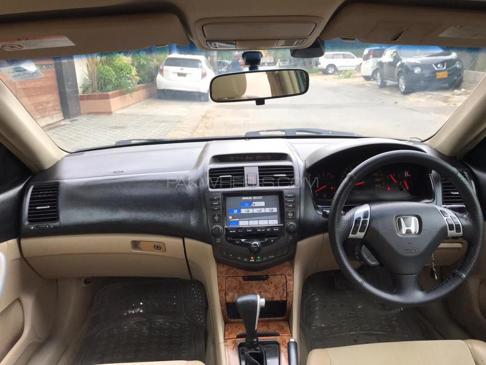 Honda Accord 2004 for Sale in Karachi Honda Accord 2004 for Sale in Karachi Image-2