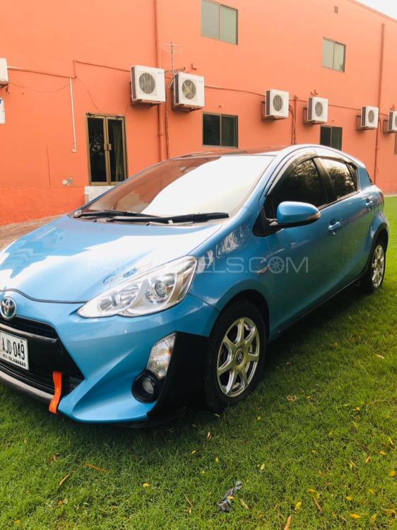 Toyota Aqua 2015 for Sale in Gojra Toyota Aqua 2015 for Sale in Gojra Image-4