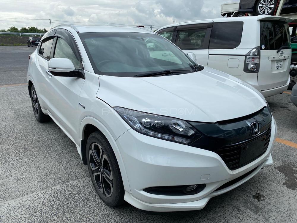 Honda Vezel 2015 for Sale in Peshawar Honda Vezel 2015 for Sale in Peshawar Image-3