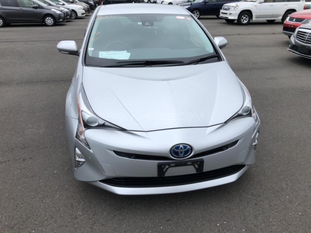 Toyota Prius 2017 for Sale in Sahiwal Image-1