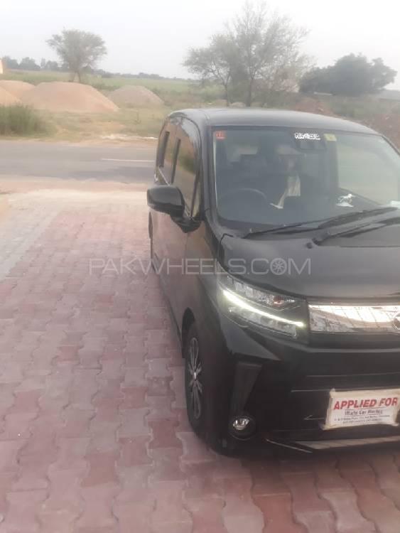 Daihatsu Move 2017 for Sale in Gujrat Image-1
