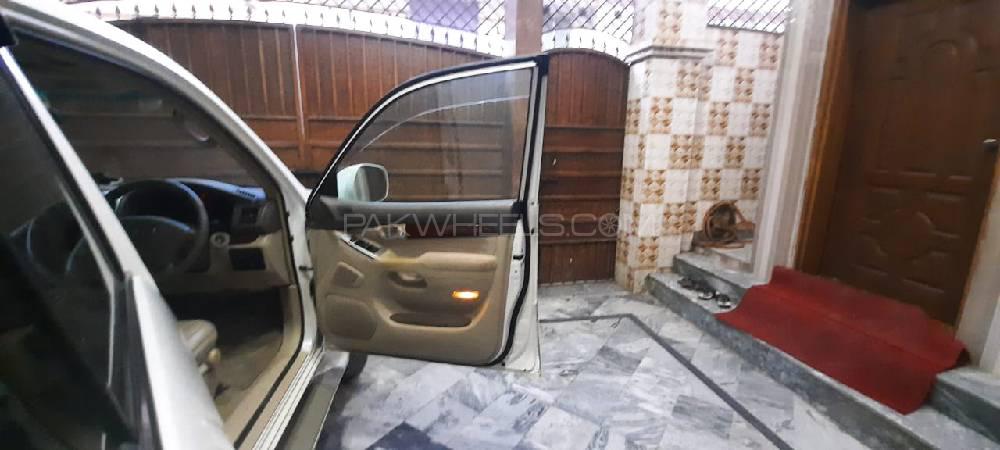 Toyota Prado 2006 for Sale in Lahore Image-1