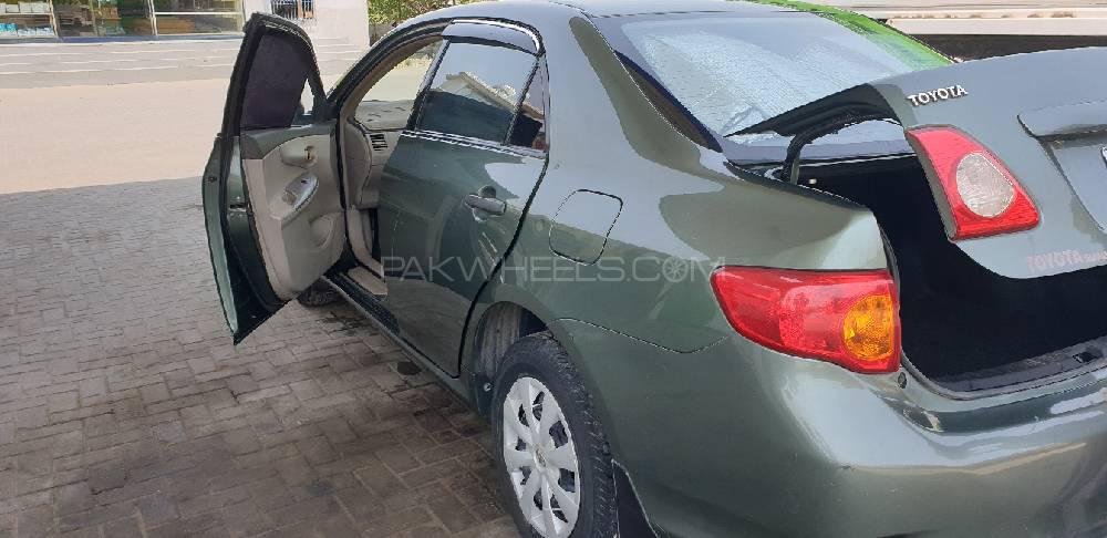 Toyota Corolla 2011 for Sale in Peshawar Image-1