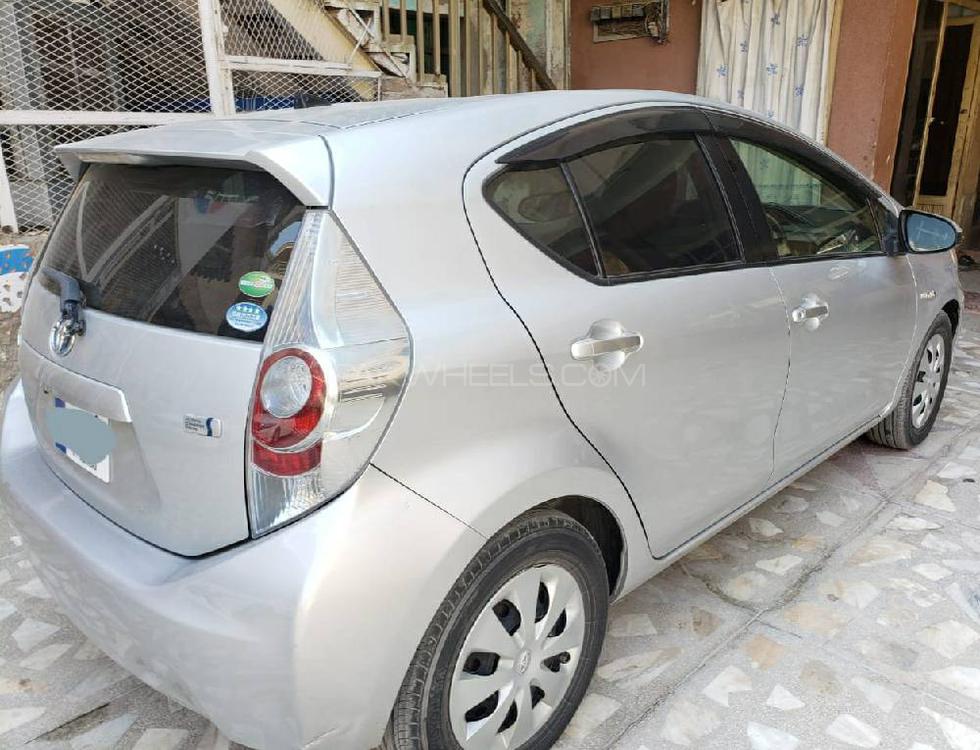 Toyota Aqua 2013 for Sale in Peshawar Image-1